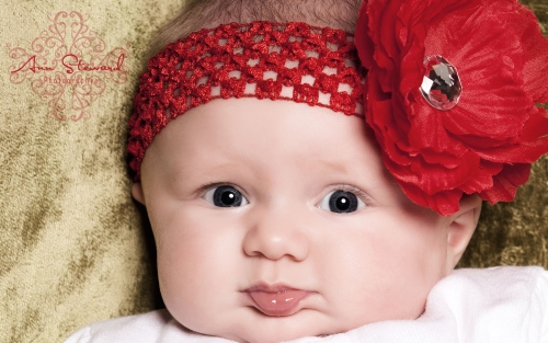 cute-babies-wallpaper-desktopgoodies-017