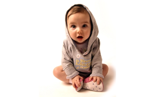cute-babies-wallpaper-desktopgoodies-023