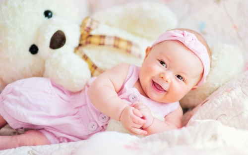 cute-babies-wallpaper-desktopgoodies-027