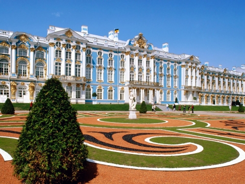 catherine-palace-st-petersburg-russia