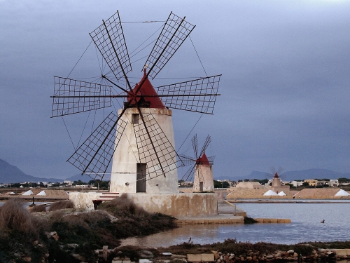 windmills at infersa salt pans  marsala  sicily  italy-desktopgoodies-044