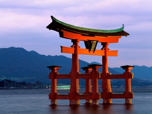 grand gate  itsukushima shrine  miyajima  japan-wallpaper-desktopgoodies-024