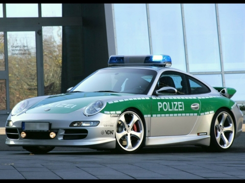 010 porsche police car-desktopgoodies